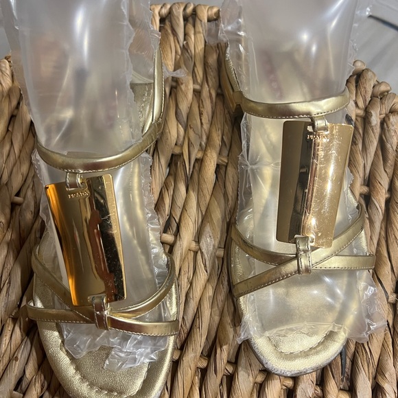 Prada flat sandals - Picture 6 of 7